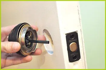 Expert Locksmith Services Dallas, TX 972-908-5978 - 12-changing-locks